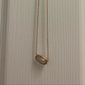 Kendra Scott necklace